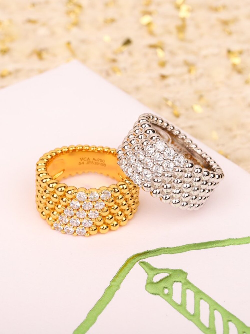 Van Cleef & Arpels Perlée diamonds ring